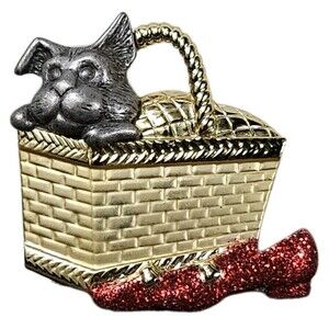VINTAGE BROOCH SIGNED DANECRAFT GOLD TONE PIN 1.9" WIZARD OF OZ TOTO DOG Jewelry